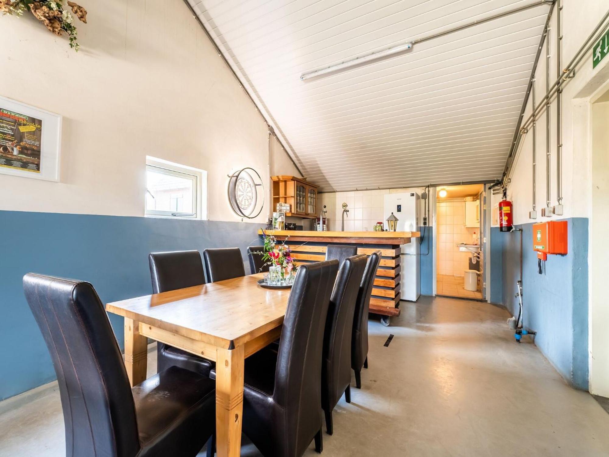 Spacious Farmhouse In Silvolde With Garden Buitenkant foto