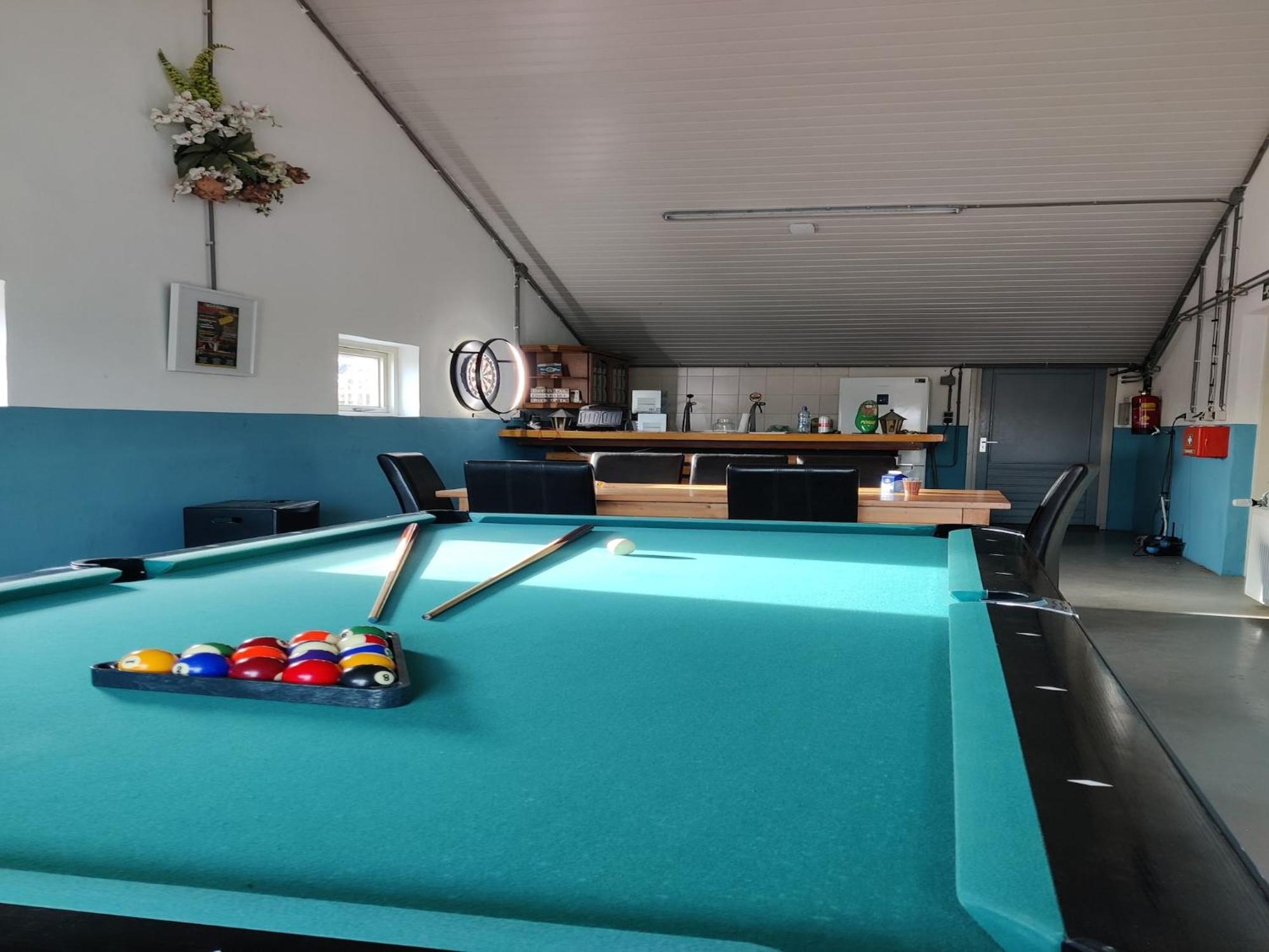 Spacious Farmhouse In Silvolde With Garden Buitenkant foto